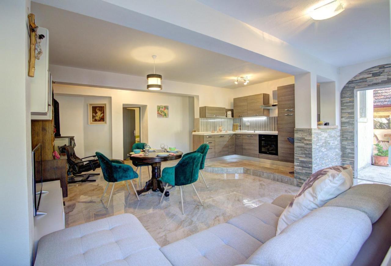 Appartamento House Of Velebit Adria Senj  Esterno foto
